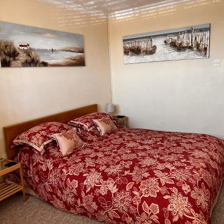 Shazzamm Apartman New Quay Kültér fotó