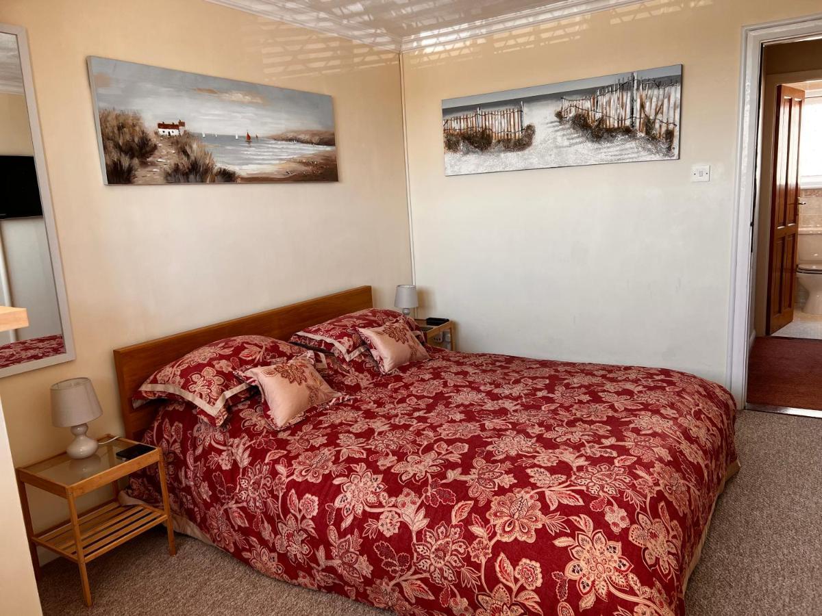 Shazzamm Apartman New Quay Kültér fotó