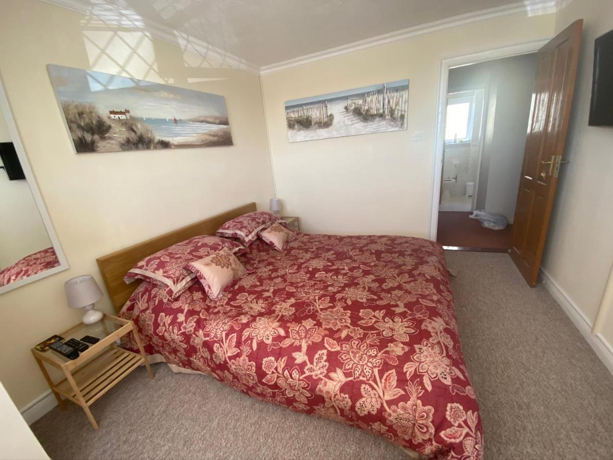 Shazzamm Apartman New Quay Kültér fotó